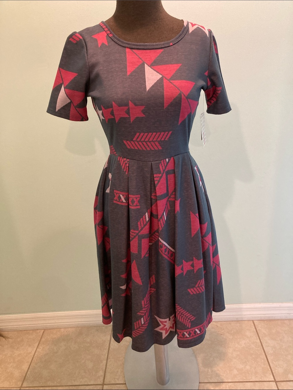 LuLaRoe Gray Dress with Pink Geometric Print